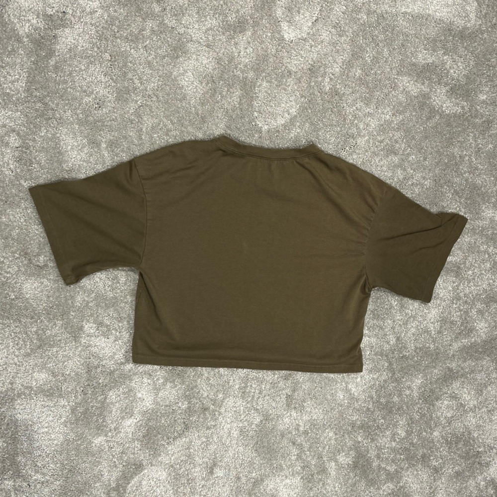 Classic Olive Green T-Shirt Basic Short Sleeve Cropped Tee Top Size Small - Picture 3 of 5